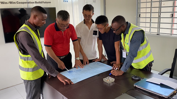 5.会议室工人安全教育图.png 5.会议室工人安全教育图.png